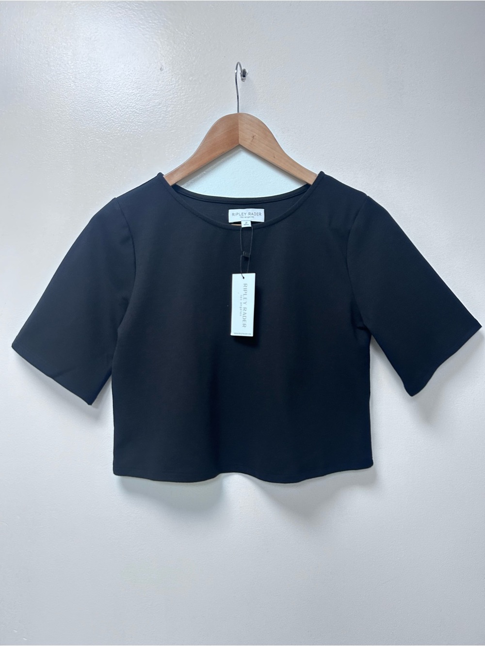 Ripley Rader Women’s Ponte Knit Black Cropped Short Sleeve Top Size 2 NWT